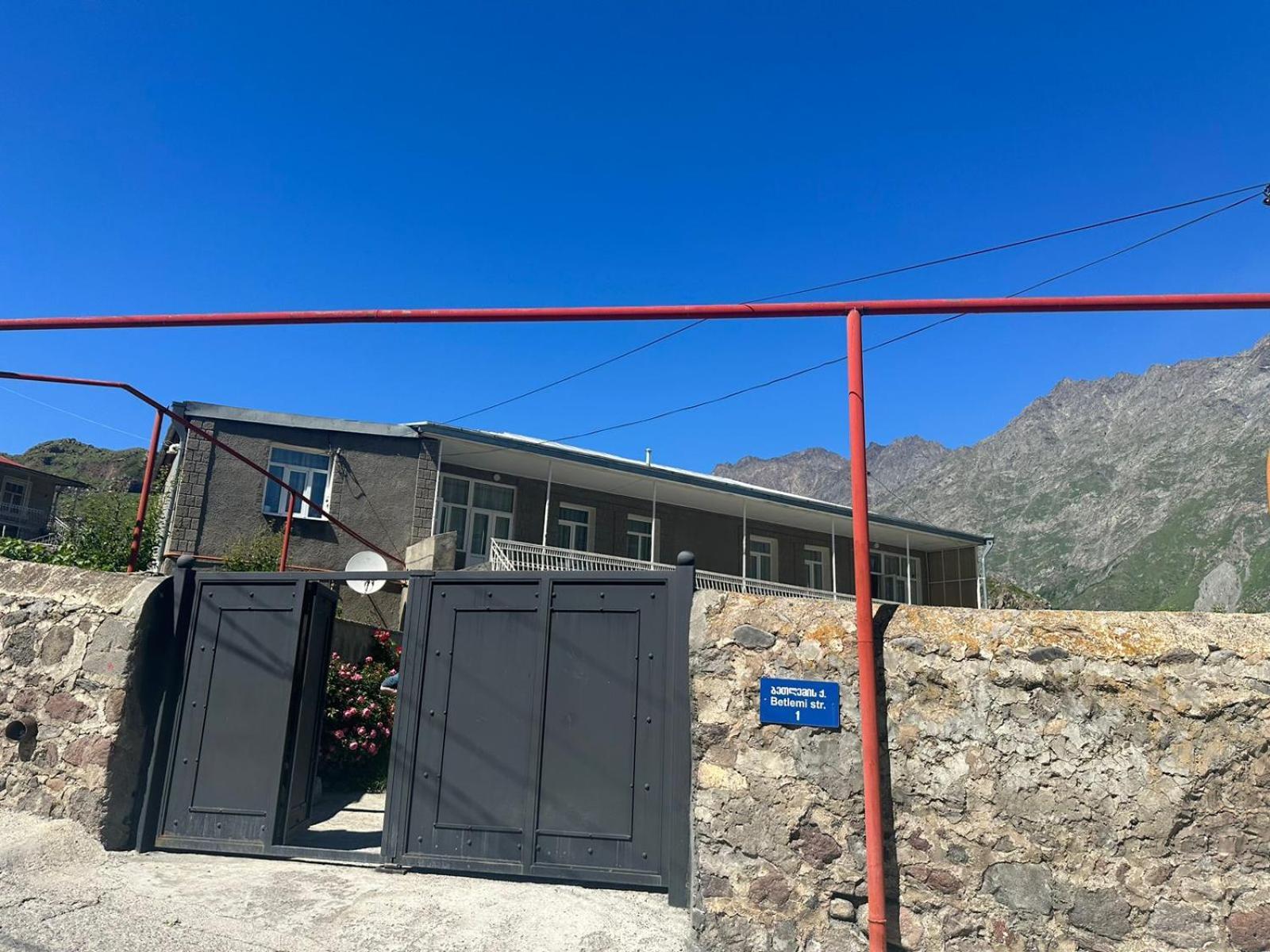 Polaris Kazbegi Hotel Exterior photo